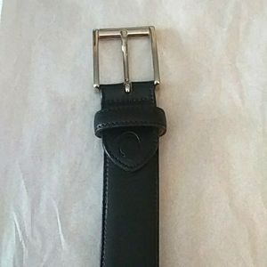 Canali Black Leather Belt. Size 56